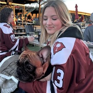 Meet your Posher, Addison